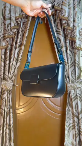 315. Tas selempang wanita  jims honey #tasselempangwanita #shoulderbagwanita #slingbagwanita #handbagwanita