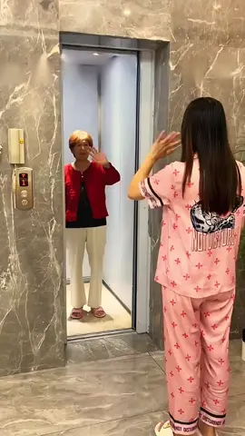 #asmr #asmrvideo #organizedhome #minigoods #goodthings #unboxing #unboxingvideo #cleaning #CleanTok #cleaningtiktok #foryo #fyp #fypシ゚ 