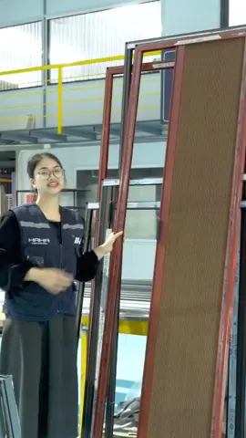 Mẫu rèm chống nắng cửa kính ô tô tiện lợi, đảm bảo chống nắng, cản sáng. Mang đến sự thoải mái tối sda khi ở bên trong ô tô #haka #remcuakinh #remoto #remxeoto #remcuaxeoto 