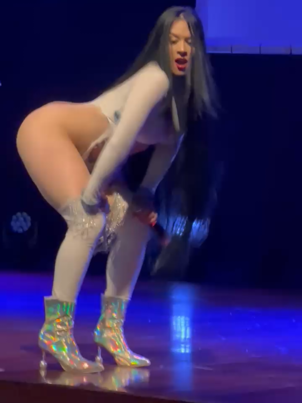 #diosacanalesoficial #rumba #mujeres #baile #medellincolombia🇨🇴🇨🇴🇨🇴disfrutemos #markosmusicaoficial #marcomusica #teatro ##teamwork #teamworkmakesthedreamwork #typ #paratiiiiiiiiiiiiiiiiiiiiiiiiiiiiiii #paratii #para #medellin #cariñosa #rica #meneando #pelinegra #bailando #enano #top1 #top2 #videos #viral_video #viralditiktok 