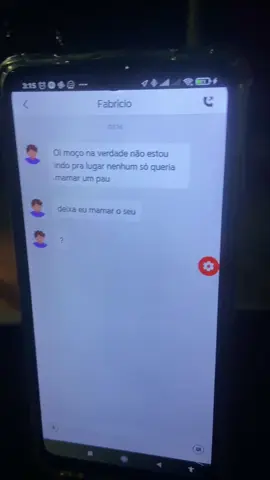 🚫 Mais um absurdo nos apps: proposta indecente no chat da corrida Tô aqui, trabalhando dignamente no meu corre, quando recebo uma mensagem totalmente fora de contexto pelo chat da 99POP. Proposta indecente. Falta de respeito. Total quebra de limite. E o pior: a gente denuncia, tenta reportar… e nada acontece. As plataformas não tomam atitude, não respondem, não protegem quem tá na rua tentando fazer seu trabalho. Motorista não é saco de pancada, não é terapeuta, e muito menos objeto pra piada ou cantada sem noção. A gente merece respeito. Assédio é crime. E criminoso tem que ser punido. #Uber #99 #99pop #Pop #Indrive #Indriver #MotoristaDeApp #MotoristaDeAplicativo #BSB #061 #Df #LojaEmMovimento #LojinhaEmMovimento #Uberbar #Botecodomotora #Botecodriver #Uberdosperfumes #VidaDeMotorista #RelatoReal #FaltaDeRespeito #TrampoNaRua #AssédioÉCrime #JustiçaJá #SegurançaNosApps #MotoristaConsciente #ChegaDeAbuso #CorreriaComDignidade #RespeitoNoTrânsito