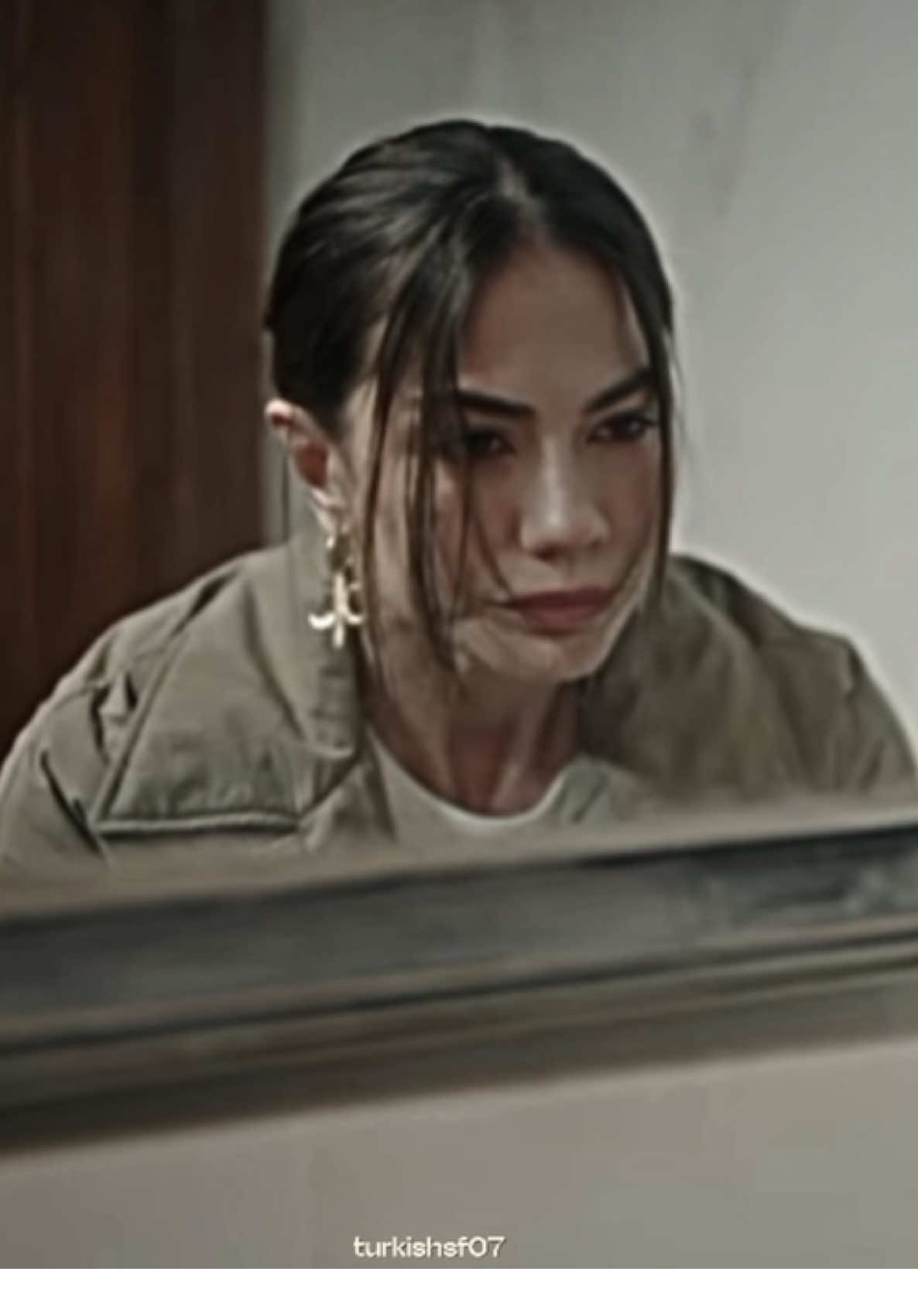 her acting is incredible 🤍 #eşrefrüya #acting #demetozdemir #nisanakyol #cry #sad #demetözdemir #viral #real #relatable #crying #blowthisup #turkishsf07 #triste #women #crying #safeplace #fyp #kesfet #kesfetbeniöneçıkart 