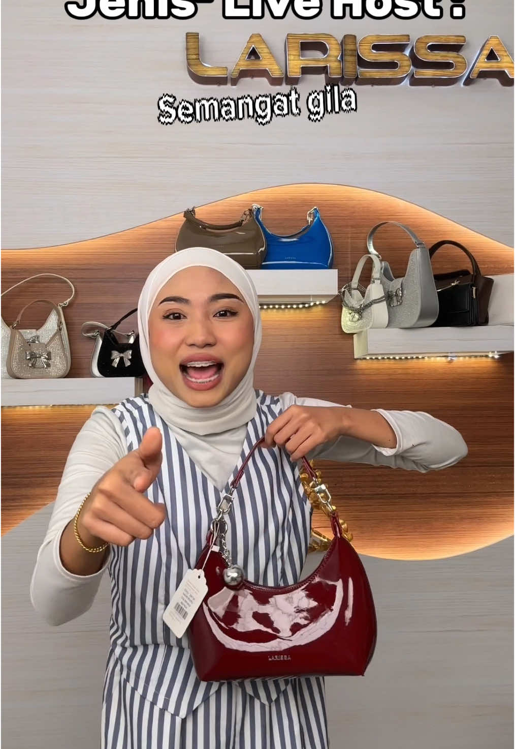 Mana satu jenis live host korang suka? RURU dah open preorder utk korang lagi 🤭 Kalini semua color ada! Grab skrg korang! #larissa #larissabag #fypシ゚ #fyppppppppppppppppppppppp #racuntiktok #viralvideos #viralllllll 