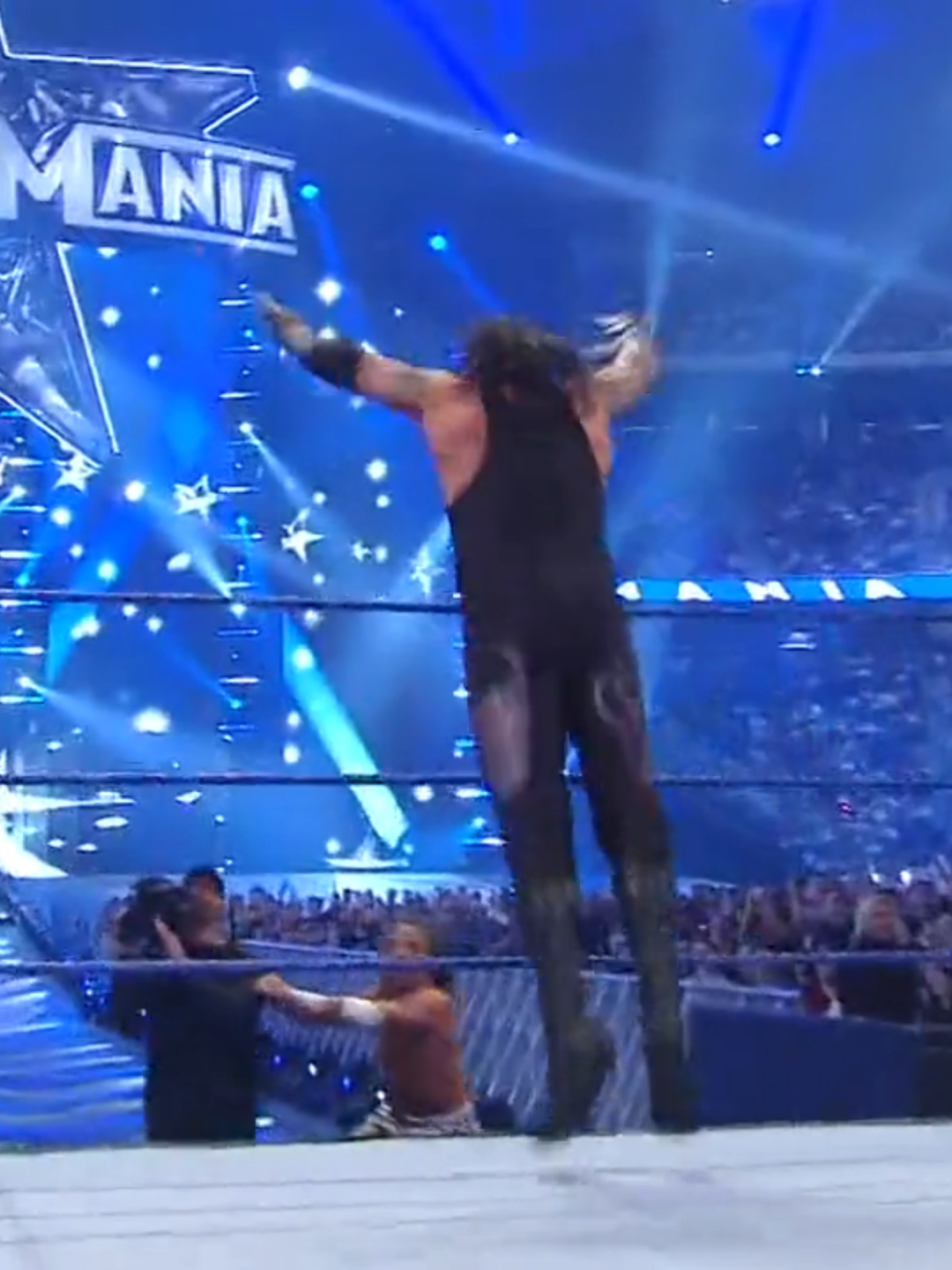 The Undertaker risked it all on this dive. #WrestleMania #WrestleMania25