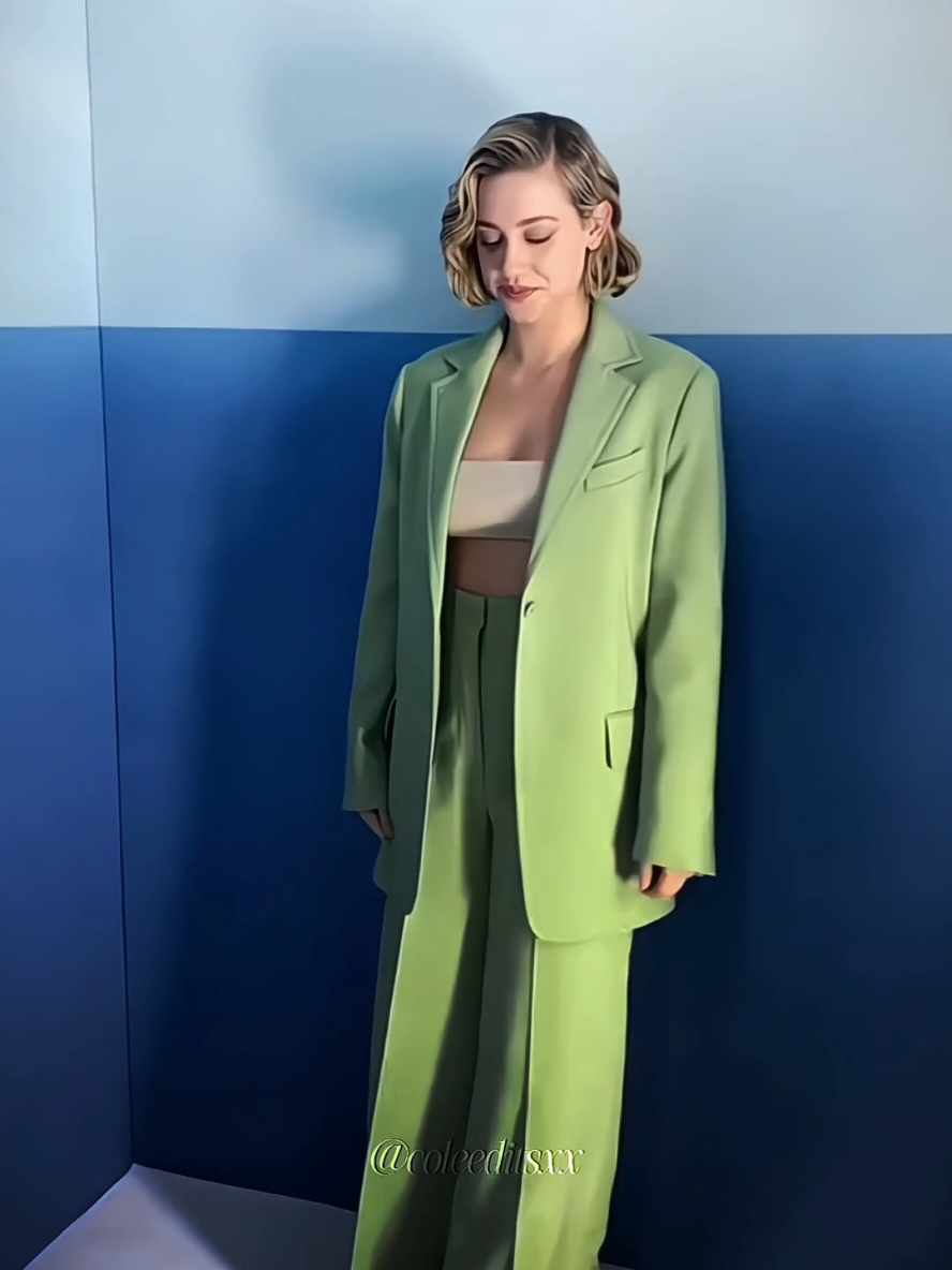 patroa 🛐 #lilireinhart #lilireinhartedit #edit #coleeditsxx #paravoce #fyp 