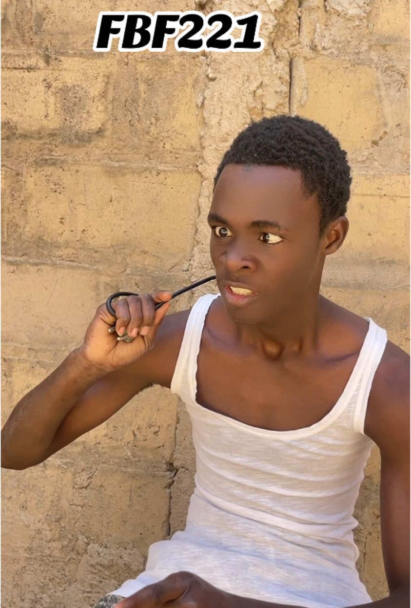 Kouné Sénégal nékhoul amo connexion 😂😂😂#viral_video #viral #sénégal🇸🇳 #viral @Ouzz le fou @Bamba fep Bamba par tou 