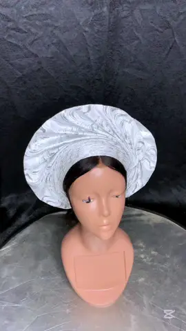 Gele| Gele Tutorial | Sego| Fan Gele| How to tie #gele #creatorsearchinsights #geletutorial #howtotiescarf #foulard #foulardstyles #owambe #owambestyle #DIY #glammedbyduchess #nigerianfashion #beautyinfluencer 