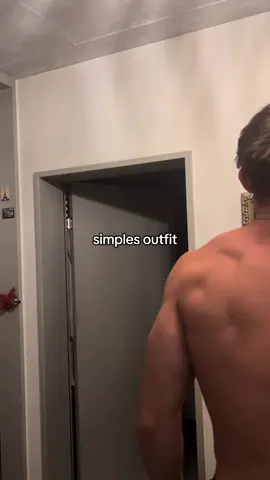simple #leanaesthetics #fitnessmotivationn #backaesthetics 