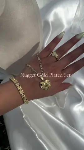 3pcs Gold Plated Set #goldplatedjewelry #jewelrybusiness #rings #nugget #nuggetjewelry #tiktokmademebuyit #joyeria #parati #joyeriadeoro14k #fresitas🍓 #jewelrytiktok #viral #nugget #ring #creatorsearchinsights #affiliatemarketingforbeginners2023 #SmallBusiness #fy #latina 