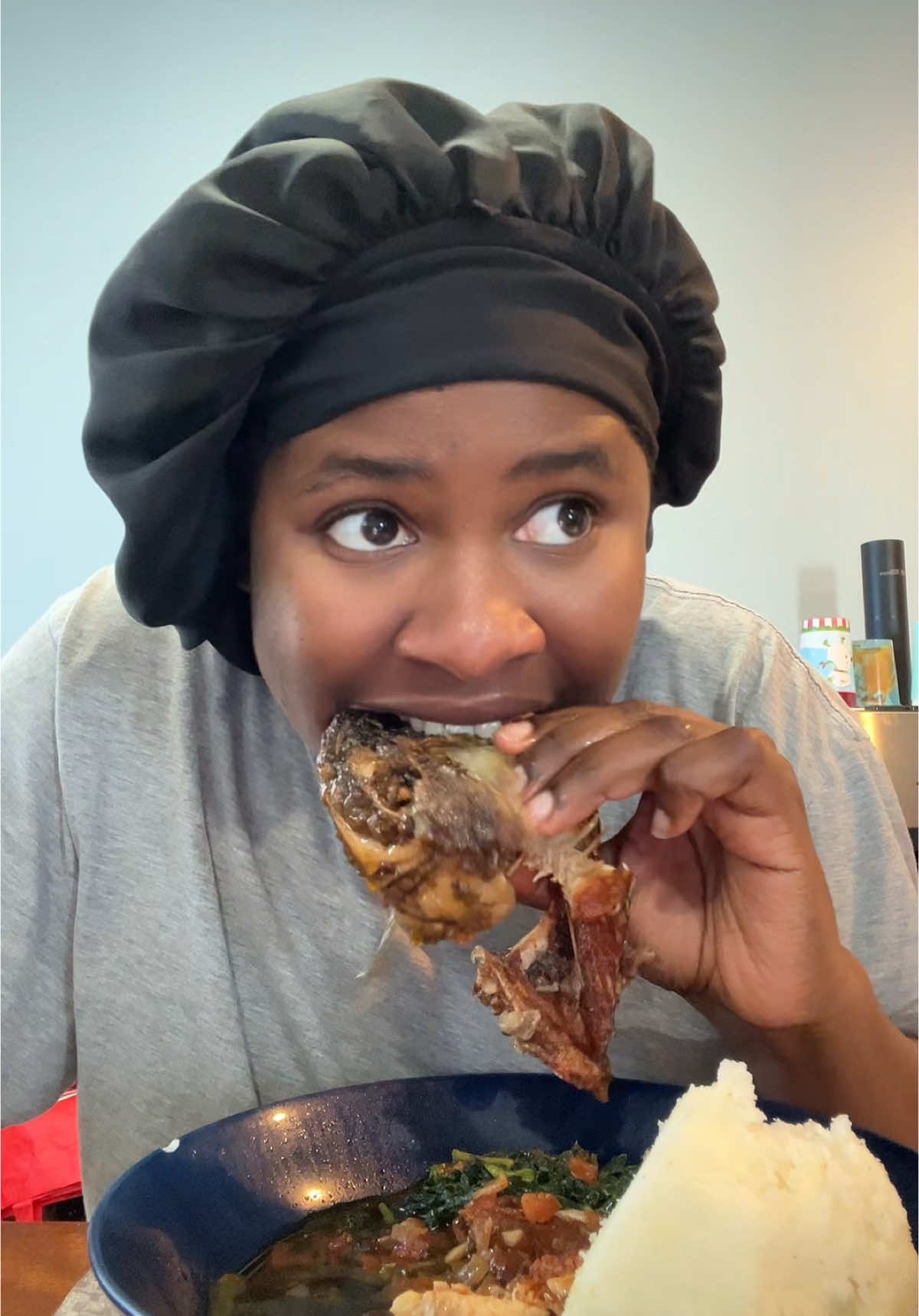 I feel bad she can’t have spices in her food😭 