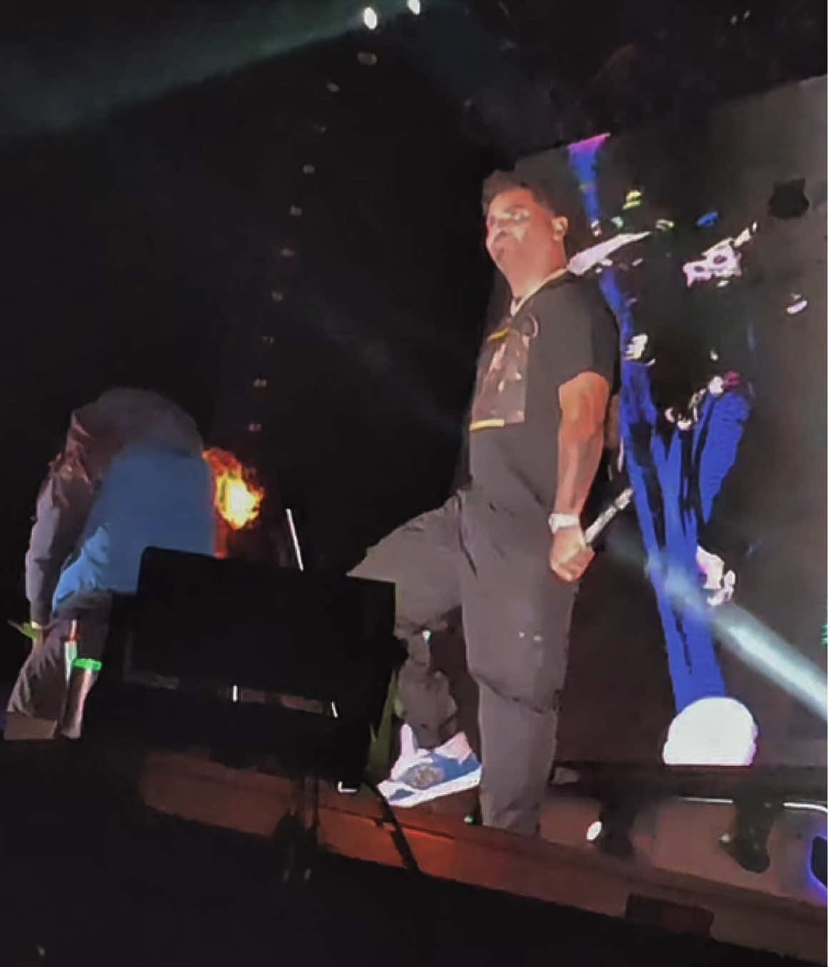 #zionylennox #paratiiiiiiiiiiiiiiiiiiiiiiiiiiiiiii #paradedicar #fanpage #more #333 #parejas 