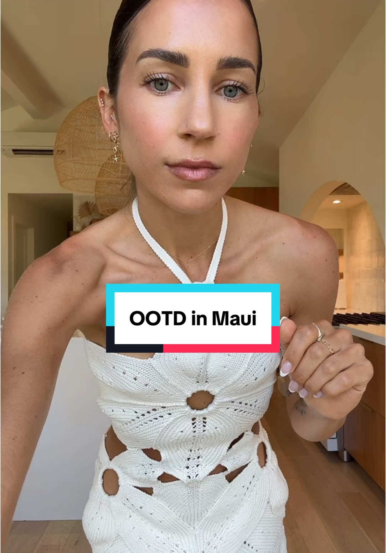 Maui date night OOTD - I will link the dress in bio! #maui #hawaii #hawaiitiktok #OOTD #cultgaia @Cult Gaia @Revolve 