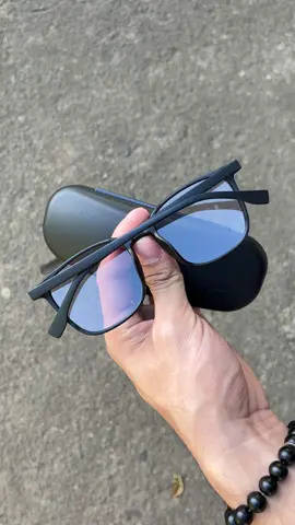 Eyeglass+testkit+free case+glasses cloth! #eyeglasses #rowchiceyewear #rowchiceyewearantiradiation #eyeglassesfashion 