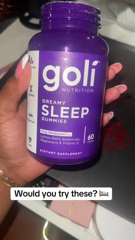 Who’s ready to sleep like a baby? 😴 #lemonbalm #sleepaid #magnesium #golisuperbrandday #vitamind #golisleepgummies #sleeplikeababy 