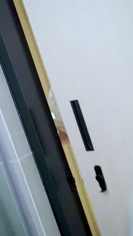 3xaqe5jqaqm8dzy当你有一个经常用你东西的朋友时