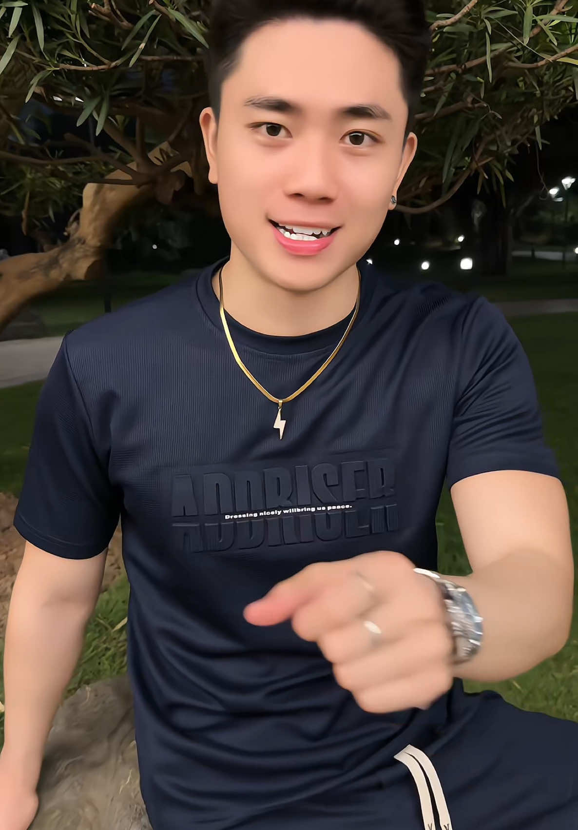 Set 2 Bộ Quần Áo Nam Nữ ADDRIS