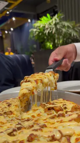 Must try new cheezy peri peri pizza in cheezious 😍❤️ #eshuu410 #shinwari #chezious #peshawar #hbkhypermarket #viral #viralvideo #fyp #fyppppppppppppppppppppppp #foryou #foryoupage @Meer Usman @-454- @𝐌𝚛◕‿◕ℍ𝐨𝐧𝐞𝐲 