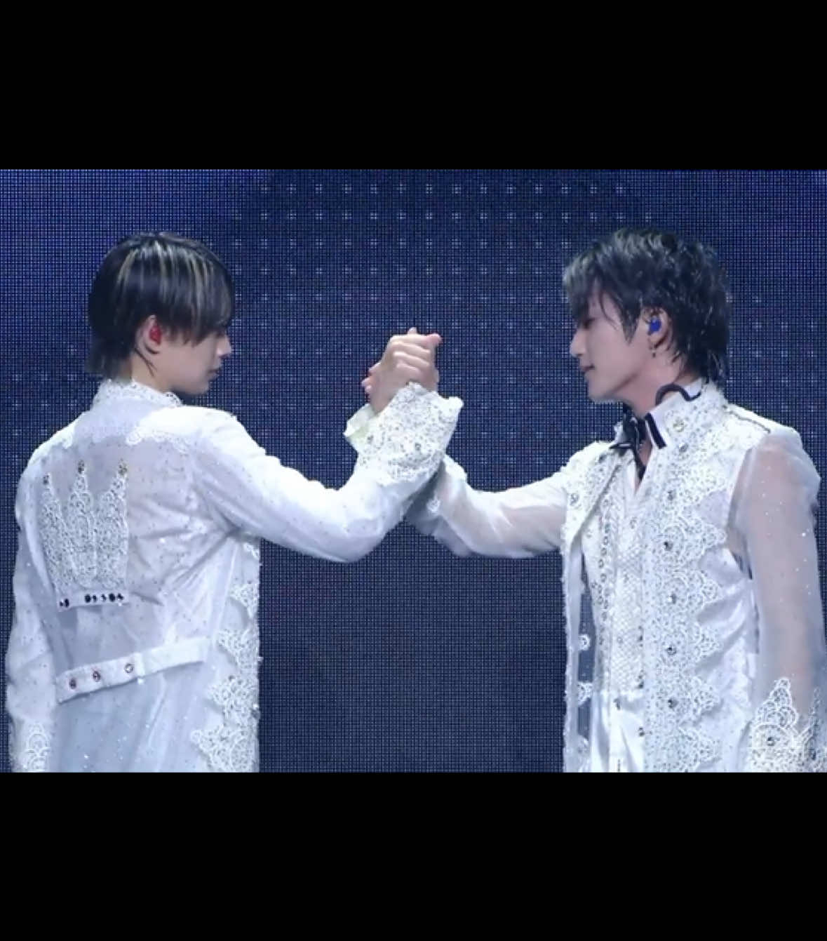 笑顔の虹/はしみず ほんとにほんとに大好きな大切な曲なのに事務所のせいで1番聴けない曲になっちゃったよ😭😭😭 #井上瑞稀 #橋本涼 #はしみず #笑顔の虹 #HiHiJets 