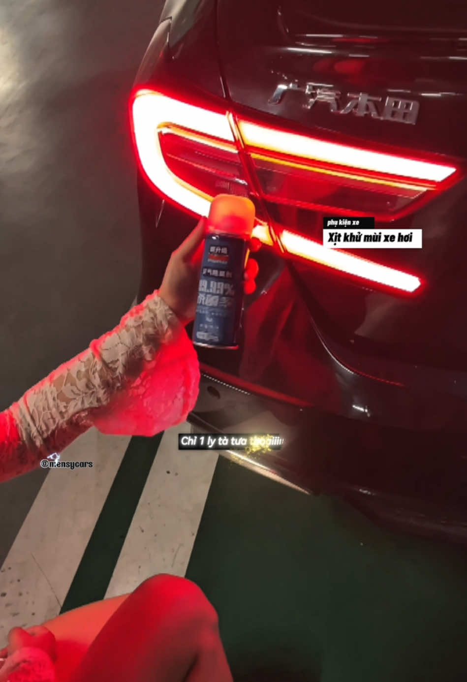 Xịt khử mùi xe hơi #xitkhumuioto #phukienoto #phukienxehoi #tienichxehoi #fyp #xuhuong 