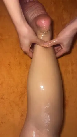 ✅Massage bắp chân giúp giảm căng cứng cơ, cải thiện tuần hoàn máu và giảm nhức mỏi, đặc biệt hữu ích cho những người đứng lâu, đi bộ nhiều hoặc bị chuột rút.#Thiên_Y_Spa #spa_dưỡng_sinh_đông_y_hot_nhất_quận_12 #fyp #massagekhoẻ #massage_chân 