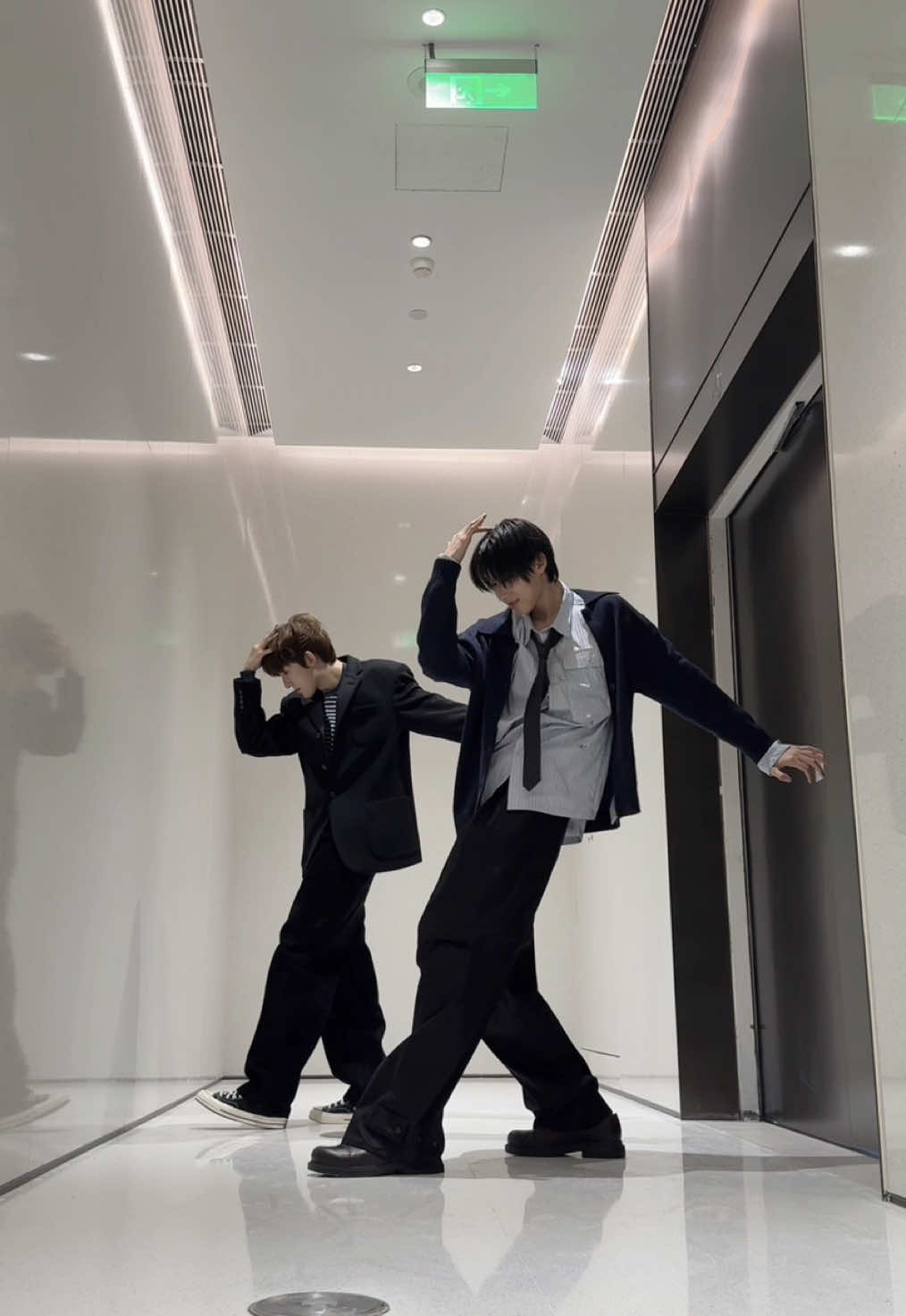 TOO BAD 😏   #KickFlip #킥플립 #주왕 #동현 #Juwang #Donghyeon