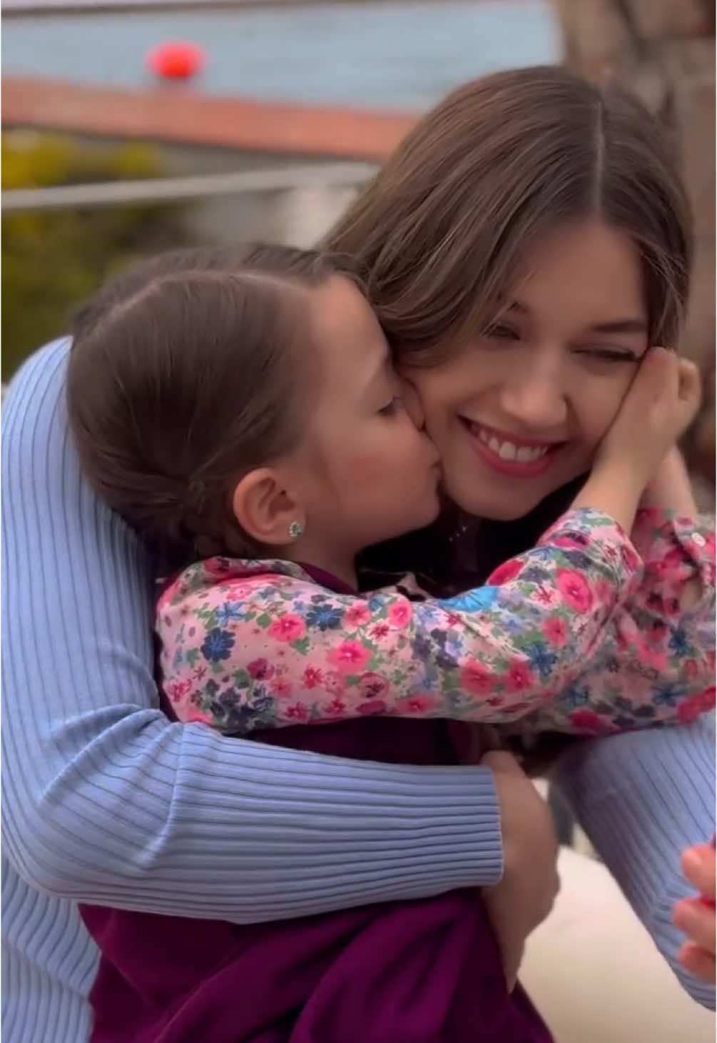 Sara & Afra 💙🦋🧿 #afrasaraçoğlu #boncuksara #yalicapkini #seyrankorhan #durukorhan 