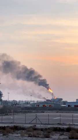 اجواء حقل مجنون النفطي 🛢️ . . . . #fyp #foryou #fypage #foryoupage 