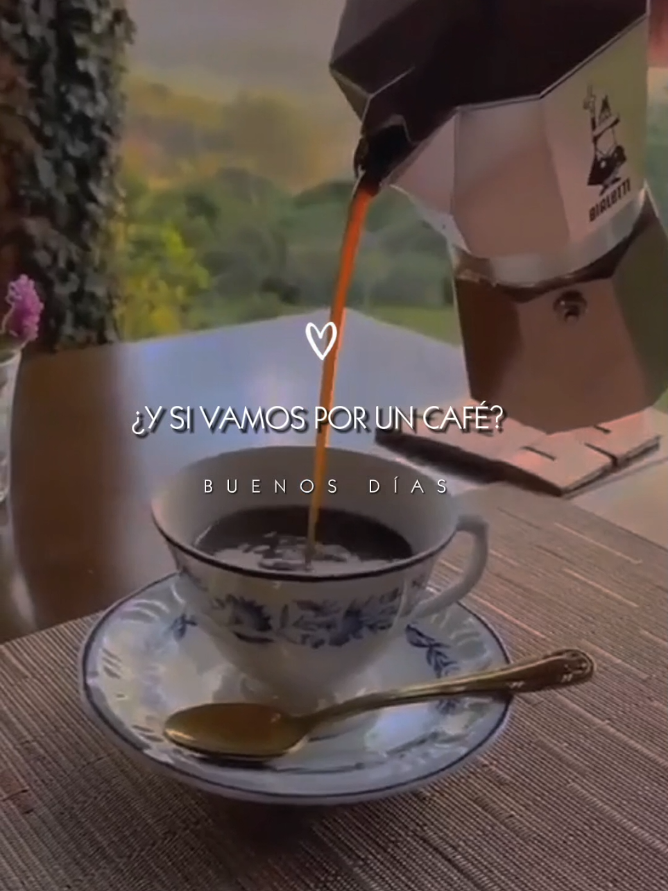 Me gusta el olor que tiene la mañana Me gusta el primer traguito de café Sentir como el sol se asoma en mi ventana Y me llena la mirada de un hermoso amanecer...✨❤️ @Jorge Celedón  #buenosdias #felizdia #sabado #felizsabado #finde #findesemana #estavida #estavidameencanta #jorgeceledon #megusta #amanecer #quebonitaesestavida #cafe #uncafe #montañas #mañana #vive #avivir #❤️ #lavidaesbella 