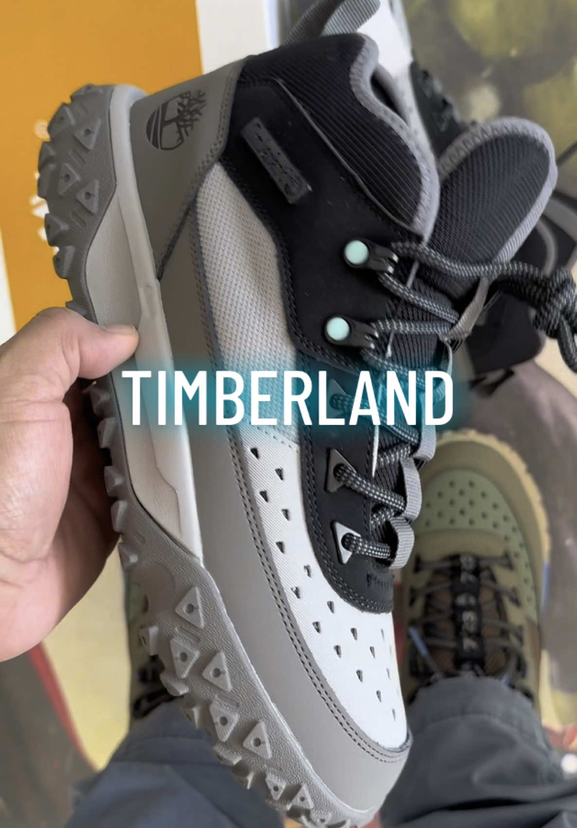 Aaa pero tú no tienes esas… #timberland #botas #rapel #hombre #bogota #CapCut 
