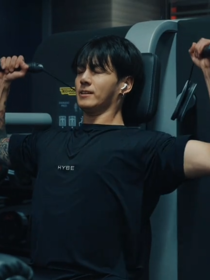 ele é tão forte! #paratii #foru #wjeonn #viral #foryoupage #fyp #btsarmy #jeonjungkook #jungkook 