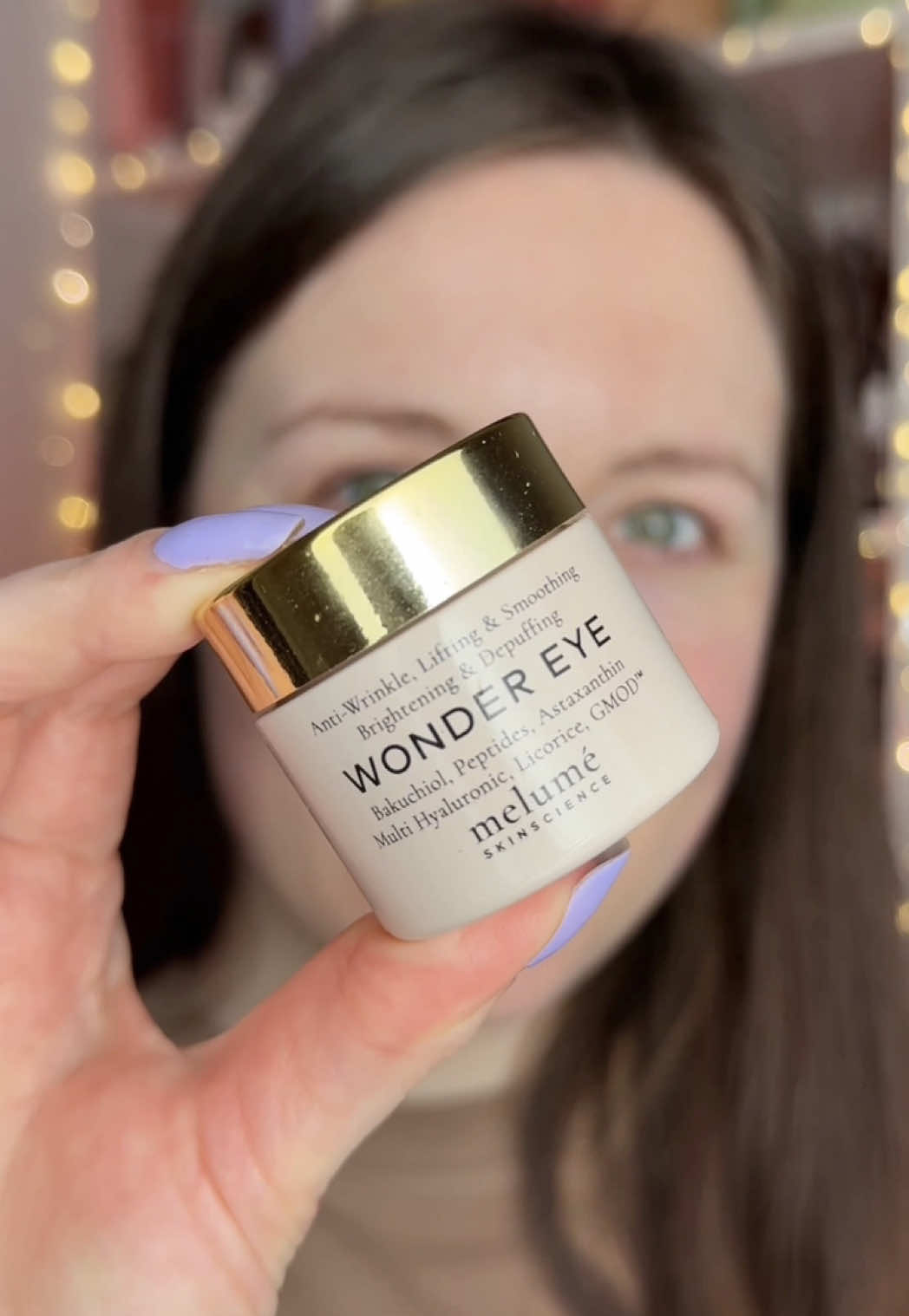 Struggling with dryness, wrinkles, or puffiness under your eyes? This might be the best solution out there — I’ve tried so many, and Melume Skinscience WONDER EYE truly stands out! ✨ Why is it so effective? 1️⃣ Anti-Wrinkle & Firming • Bakuchiol – A gentle retinol alternative that boosts collagen & smooths fine lines. • Peptides – Help firm skin & reduce wrinkles. 2️⃣ Brightening & Even-Tone • Licorice Root – Fades dark circles & evens skin tone. • Carrot Extract – Rich in pro-vitamin A & C for a radiant look. 3️⃣ Deep Hydration & Barrier Support • Hyaluronic Acid – Plumps & hydrates. • Jojoba, Sunflower & Soybean Oils – Strengthen the skin barrier. 4️⃣ Antioxidant & De-Puffing • Astaxanthin & Caffeine – Fight oxidative stress & reduce puffiness. 💡 The texture? Thick but melts like butter—super nourishing yet never caused milia for me. You only need a tiny amount, so one jar lasts around 6 months! Available on melume-skinscience.com — use code TANYATS20 for 20% off! @Melumé Skinscience  #MelumeSkinscience #ActiveHeroes #GMODExclusiveComplex #Melume #WonderEye #eyecare #antiaging 