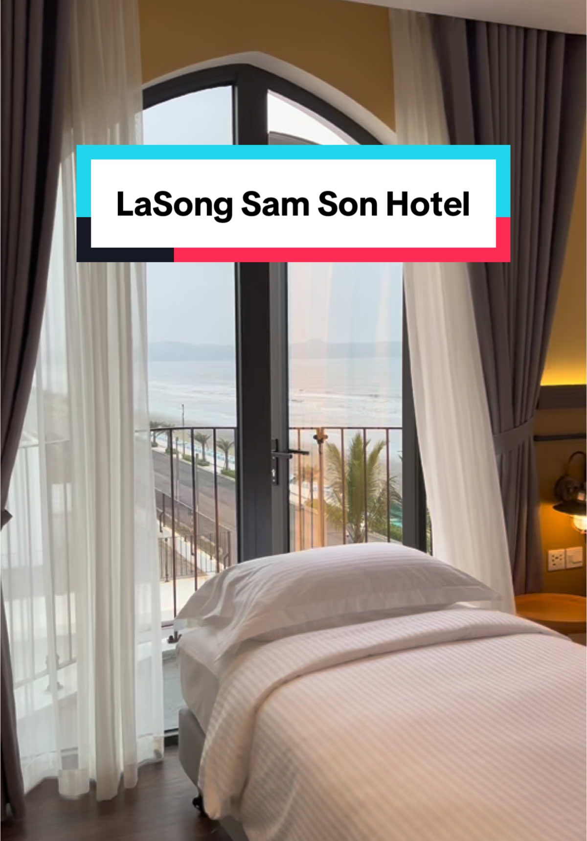 View chữa lành từ một cơn gió mới ở Sầm Sơn #lasonghotel #lasongsamson 