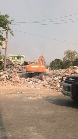 29.3.25  ကျောက်ဆည်မြို့ အခြေအနေ ငလျင်ဒဏ်ကြောင့်ရွှေဝါဝင်းအထည်ဆိုင်နှင့် Pro ဘီယာဆိုင် စိတ်မကောင်းဖြစ်လိုက်တာ 😭😭#views #တင်ပါရစေ💜🖤💔 