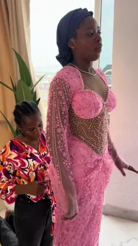 #owanbe #foryoupage #fashiondesignerinibadan #larastitches 