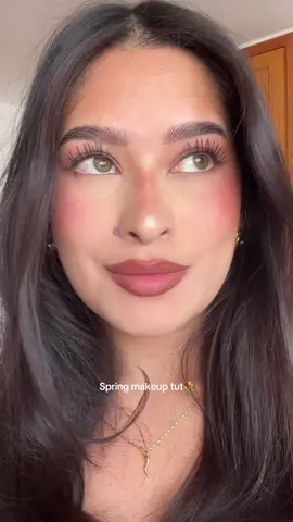 Mi maquillaje favorito para estas fechas siempre 💞 #maquillaje #makeup #tutorial #makeuptutorials #skin #eyebrows #makeuphacks #makeuptransformation #fyppp 