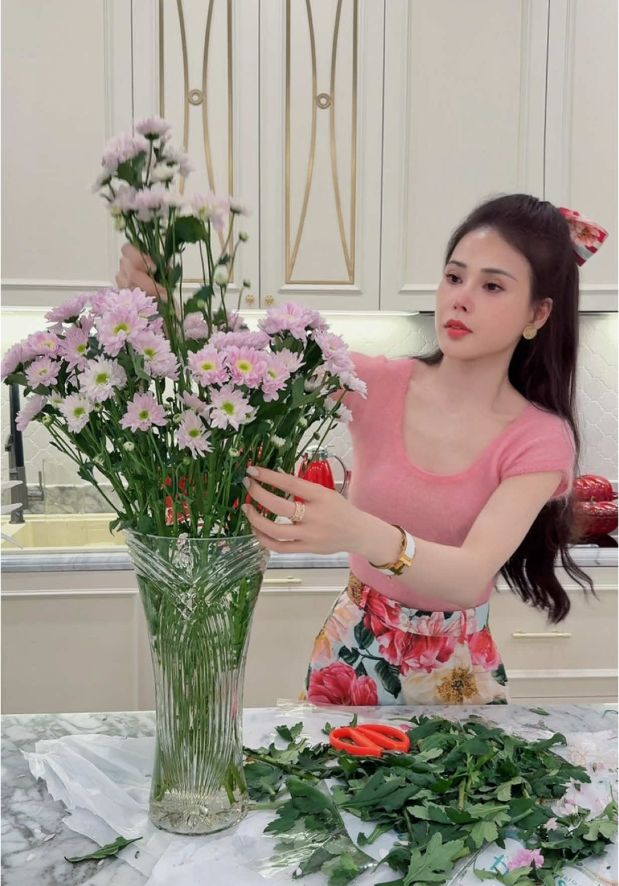 Không phải vì đẹp nên mới yêu, mà vì yêu nên mới thấy đẹp..🤍