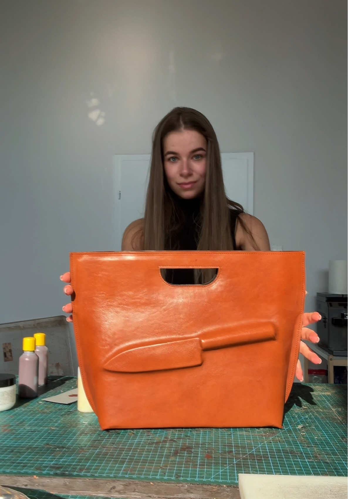 You can order the bag on the website www.kalinabrand.com