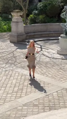 #CapCut 🇫🇷 You can dance, you can jive Having the time of your life Ooh, see that girl, watch that scene Digging the dancing queen