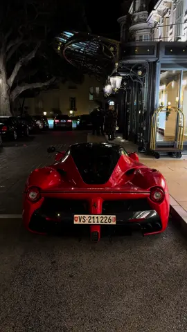 Laferrari 🤩 #ferrari #ferrarif1 #ferrariclub #ferrarilaferrari #v12engine #laferrari #supercars #carbon #carbonfiber #supercar #monaco #cars #car 