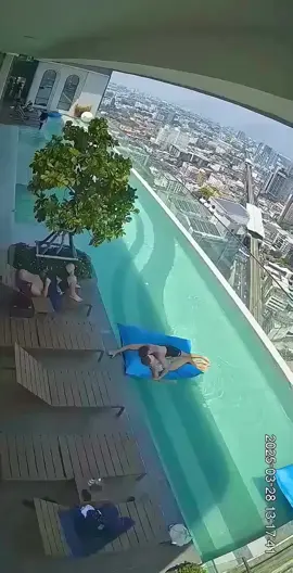 Tayland'ın Bangkok kentinde meydana gelen 7.7 büyüklüğündeki güçlü depremin görüntüleri 🇹🇭 (28.03.2025) #deprem #explore #quake #zezele #earthquake #trend #trending #öneçıkar