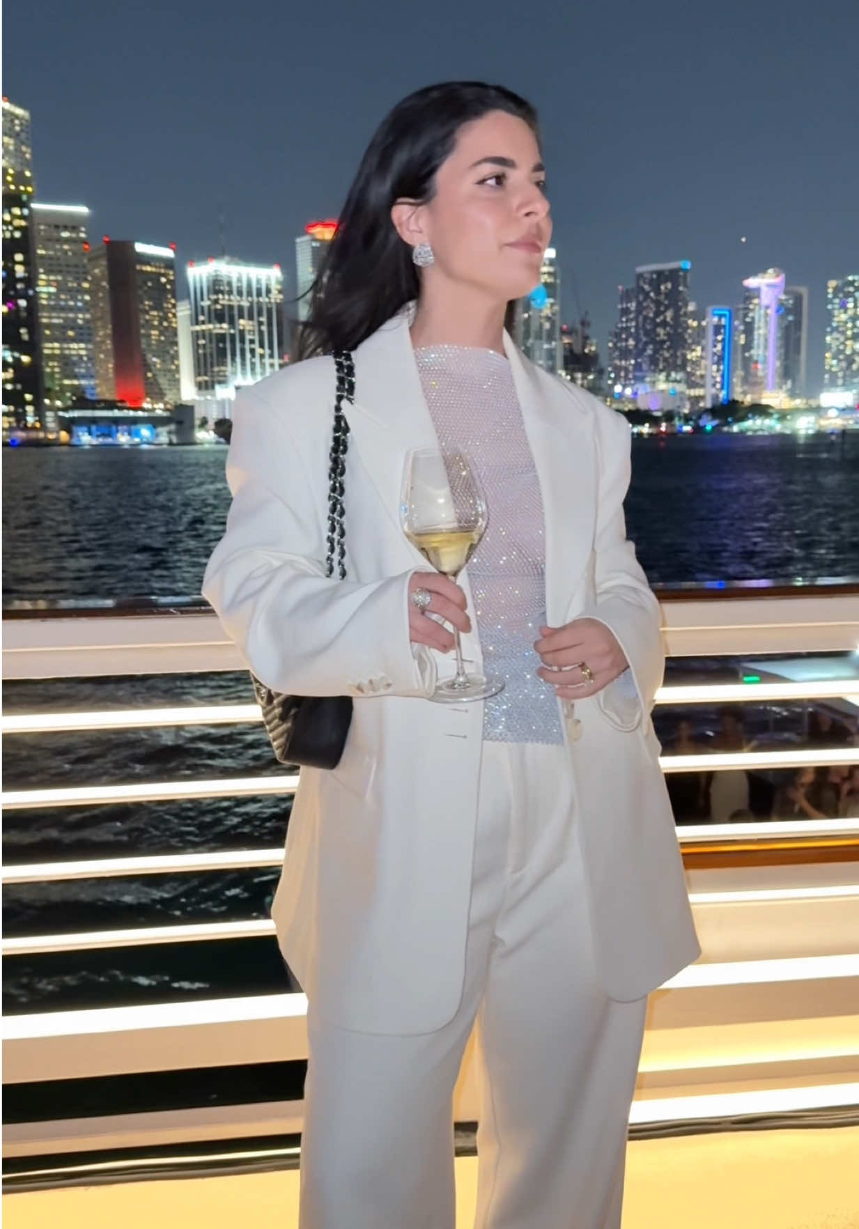 A special night celebrating with Dom Perignon for their White Luminous Celebration! #domperignon #miami #miamimusicweek #ootn #sparkle #champagne #thevessel #miamibeach #yachtsmiami #elegantstyle #nightoutoutfit #nightoutfit #nightoutmiami 