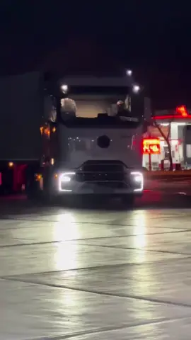 #mercedesbenztruck1848/2025#cizre73 #keşfetteyizzz @cihan.e7 @miran_miroglu 