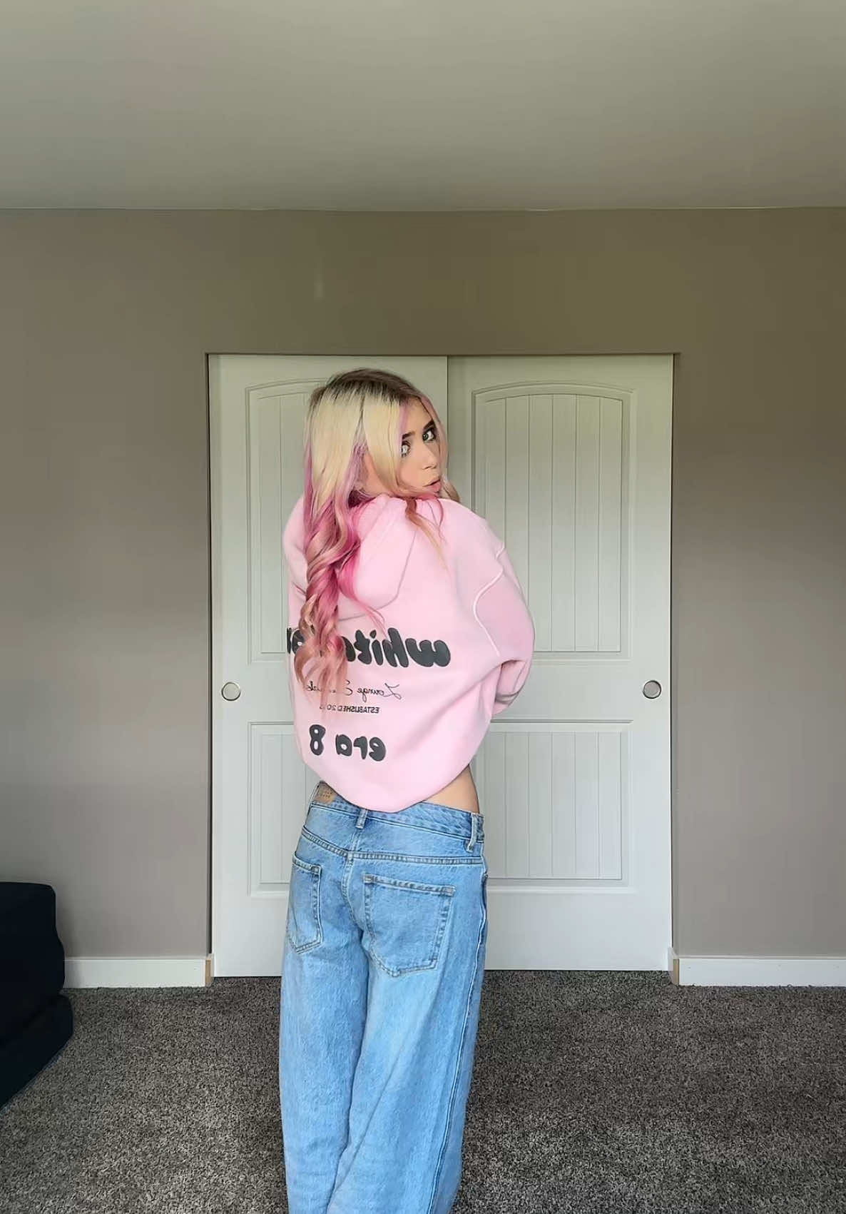 sun is out #hair #pink #pinkhair #fypagee #relatable #whitefox @White Fox Boutique 