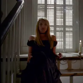 how could such a good girl love a vampireeee #madisonmontgomery #emo #2014 #emmaroberts #goth #americanhorrorstory #ahscoven #madisonahs #madisonahsedit #madisonmontgomeryedit #edgy 