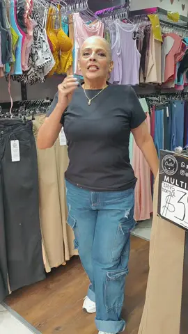 La pinta completa por solo $60.000, lleva tú jeans por solo $39.000 y tú blusa o camiseta de hombre por solo $20.000 acá en tú OUTLET DE MODA🛍️🛍️ #centrodemedellin #emprendedor #paratii #medellín #paratiiiiiiiiiiiiiiiiiiiiiiiiiiiiiii #emprende #bello 