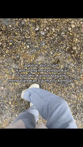 aku hanya membantu seseorang untuk tumbuh bersama wanita lain:)