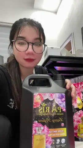 Nước giặt paris đã về cả can cả túi để phục vụ các bác đây ạ 119k/10 lít nước giặt#nuocgiatparis #xavai #luuhuong #thinhhanh #ngahungshop 