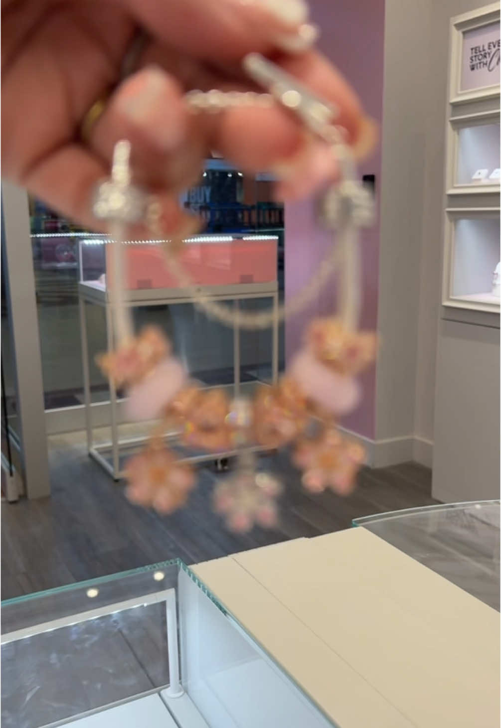 So pink so pretty 🌸💗.  Get the pink travel heart for $10 RIGHT NOWWEW  #pink #pandoraemployee #pandora #pandorabracelet #cherryblossom #fyp #Pandoraheartjewerlybox 
