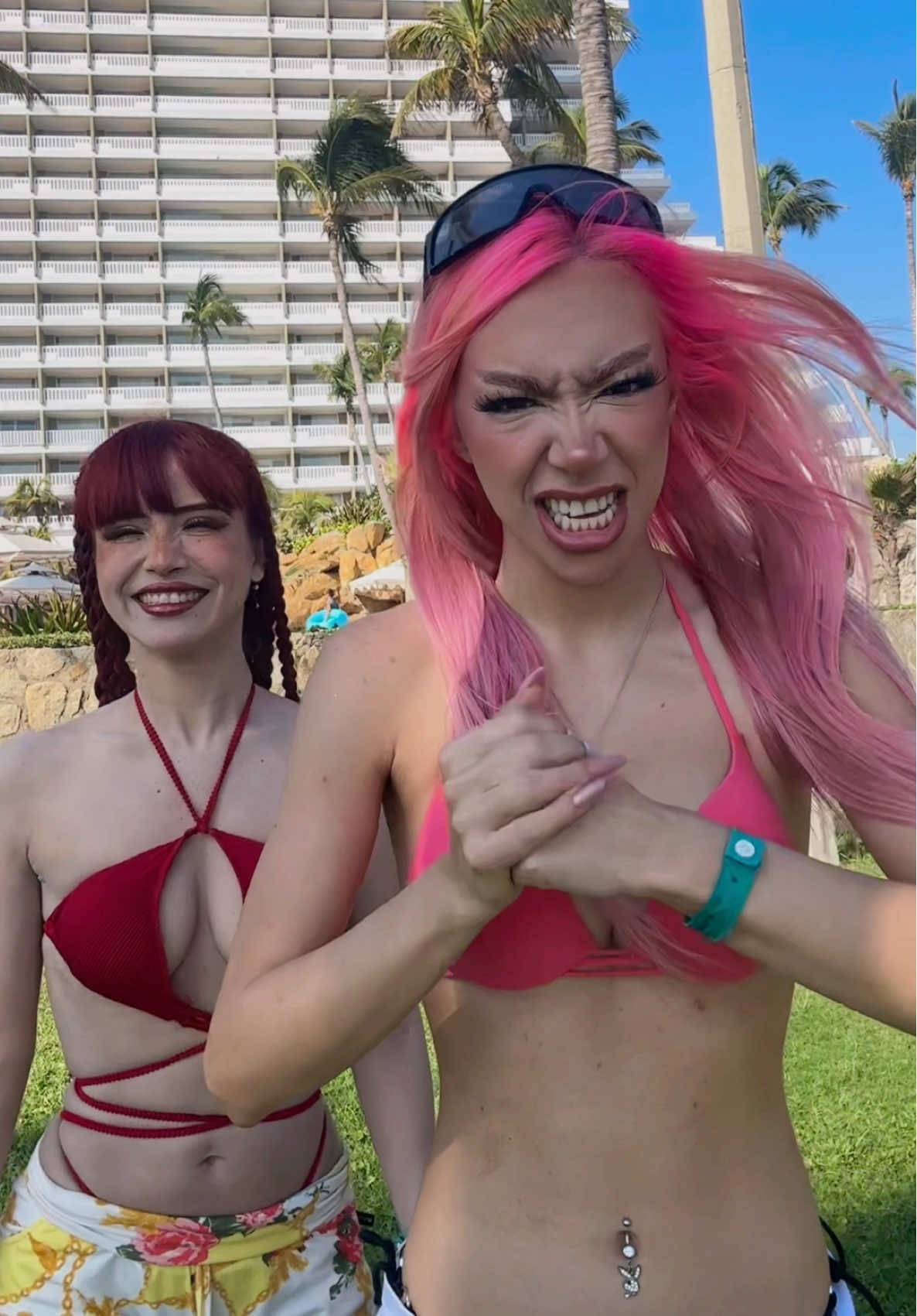 Me dio mucha pena cuando se me bajó la falda 🥺🍑 @Bella dueñas 