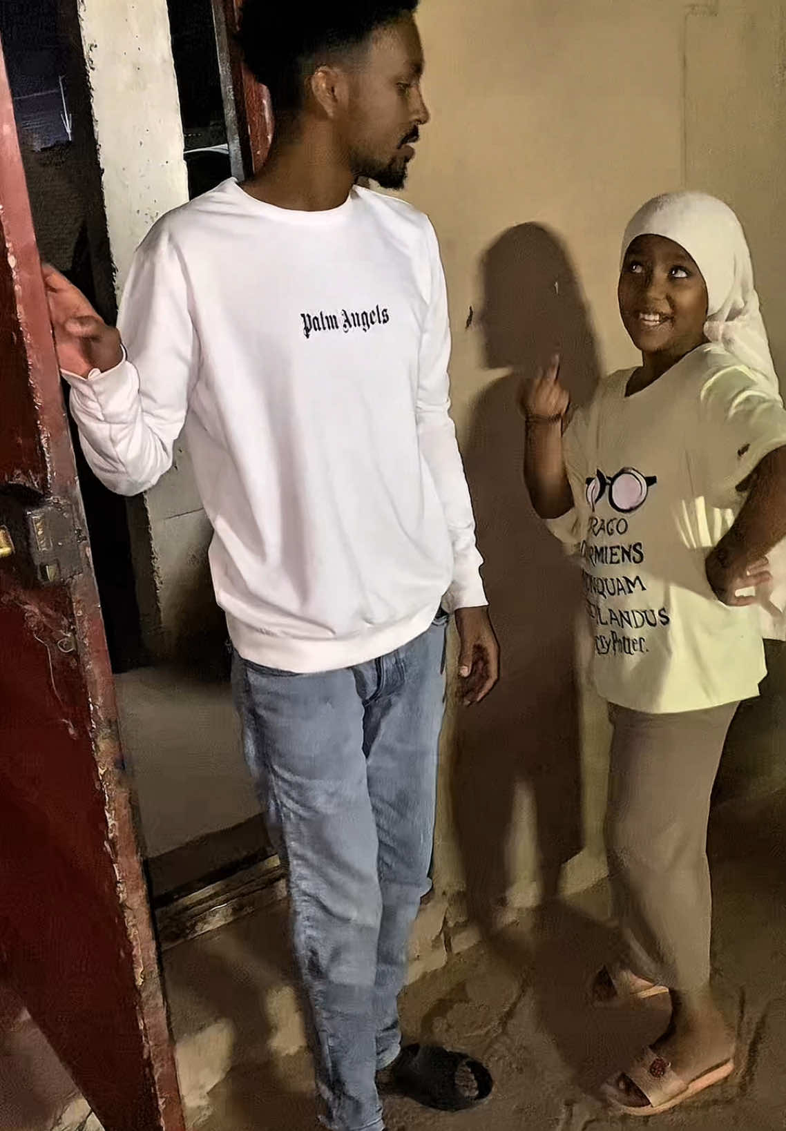 ضيفوني انستا(dew.11) #CapCut #foryoupage #عطبرة_نهر_النيل💛✊ #سودانيز_تيك_توك #عطبرة #explor #fypシ゚viral #tiktok_sudiarabia #مشاهير_تيك_توك #tiktok_sudanese #السودان #fyp #tiktoker #explore #الريتش_في_زمه_الله💔😣 #اكسبلورexplore #foryou #fypdongggggggg #الشعب_الصيني_ماله_حل😂😂 #عيد_سعيد 
